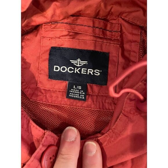 Dockers Men's Red Hooded Windbreaker Jacket Size L Casual Zip-Up - Picture 12 of 15